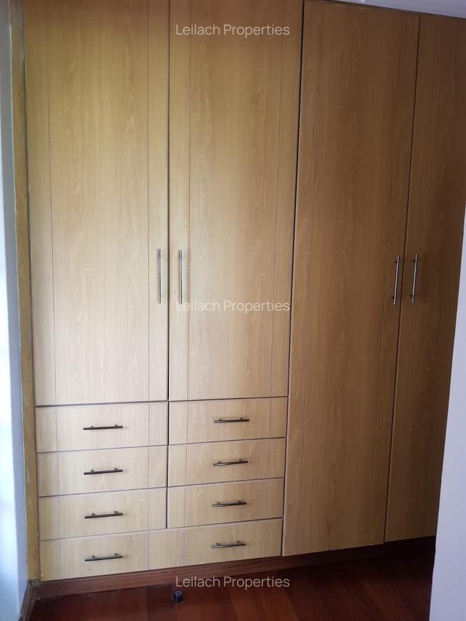 4 Bed House with En Suite in Karen - 9