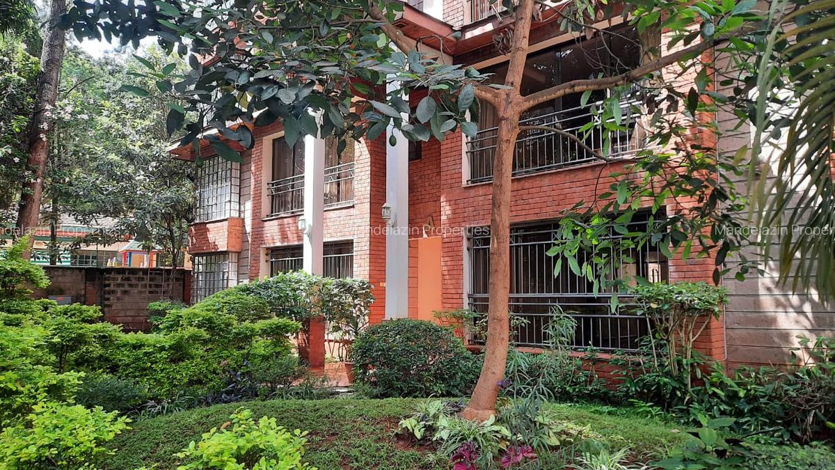 2 Bed Apartment with En Suite at School Lane - 4