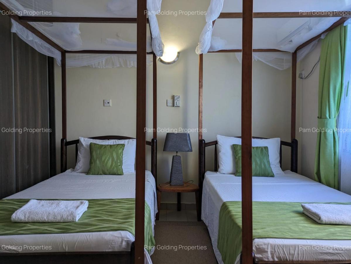 Furnished 3 Bed Apartment with Swimming Pool in Nyali Area - 9