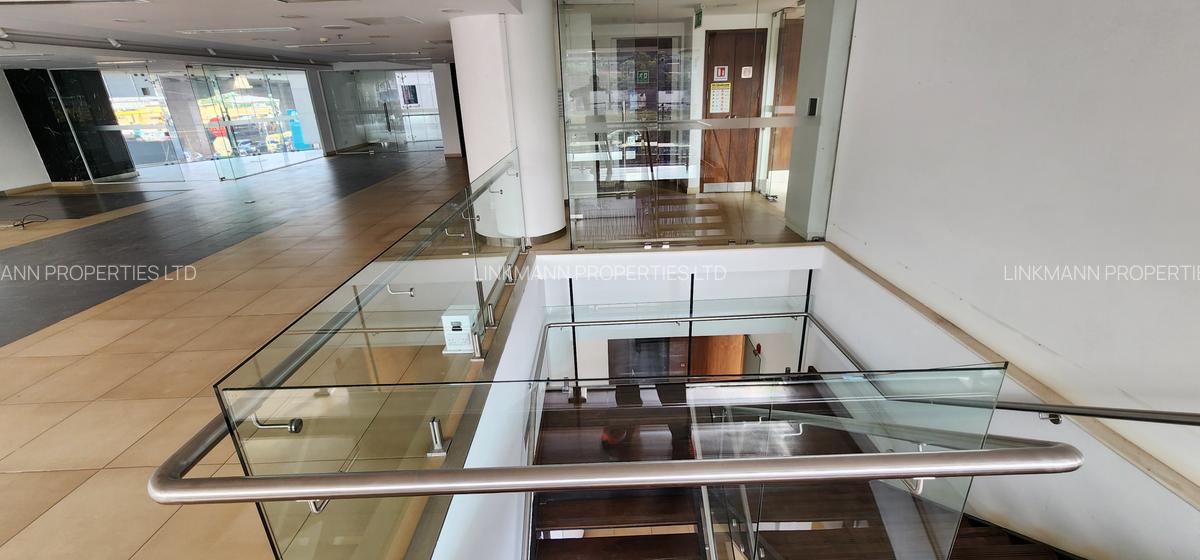 6,694 ft² Office with Service Charge Included in Westlands Area - 9