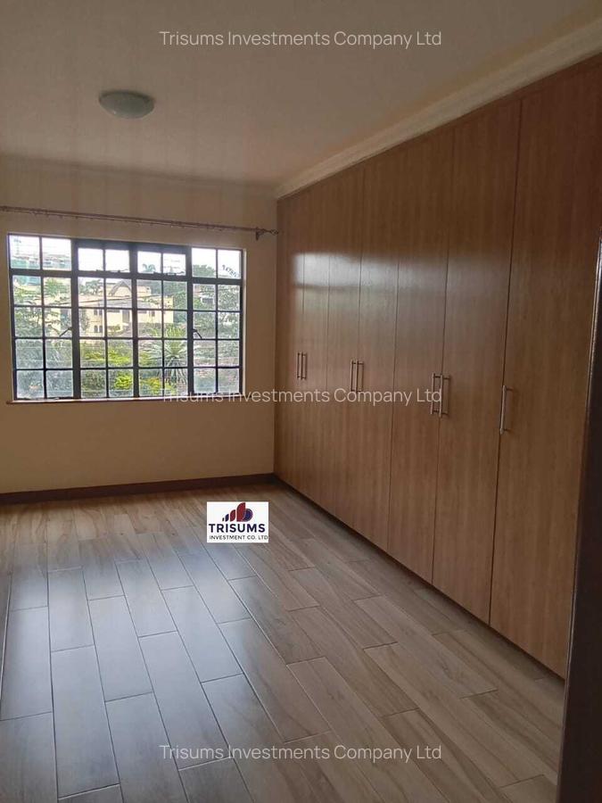 2 Bed Apartment with En Suite at Prp7+494 - 5