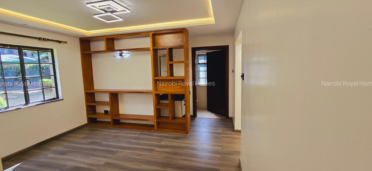 5 Bed Townhouse with En Suite at Lavington Green - 11