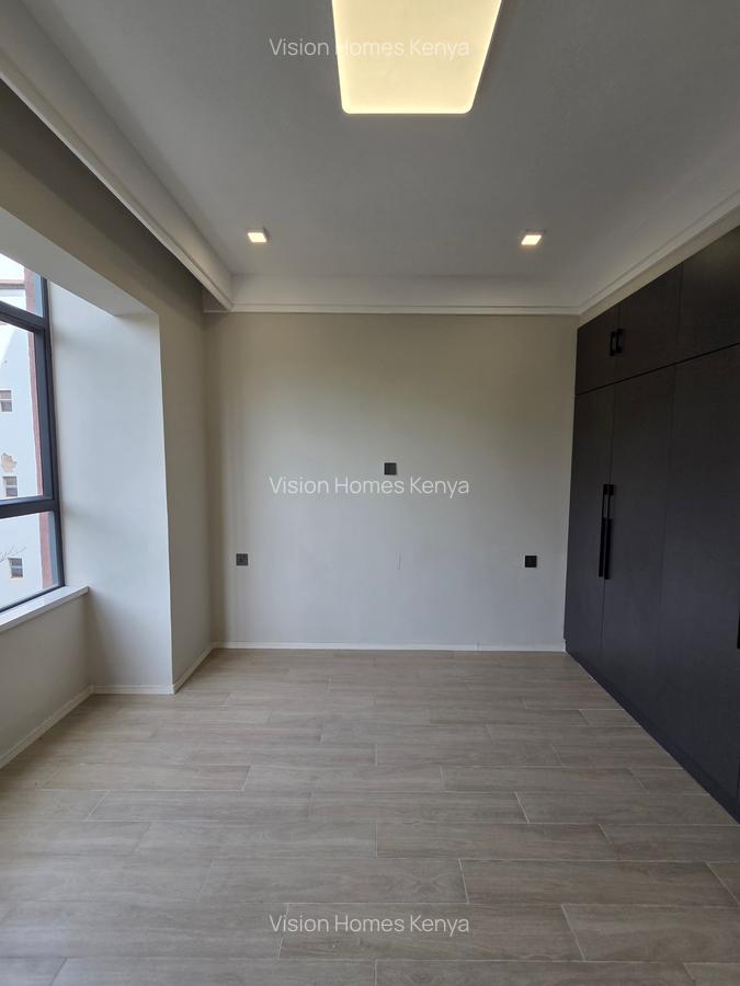 2 Bed Apartment with En Suite in Lavington - 16