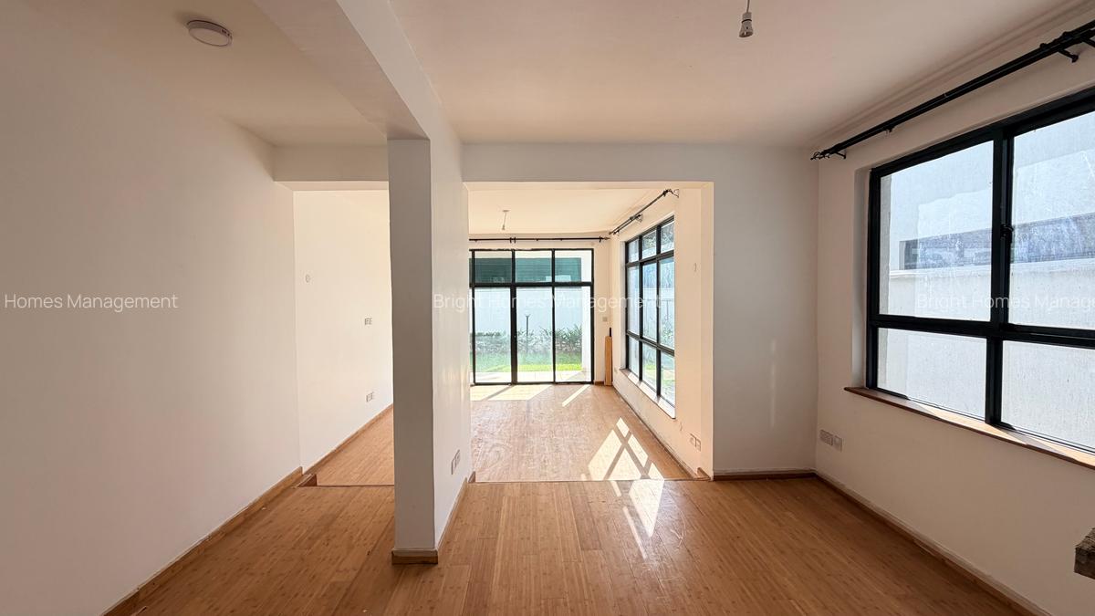 4 Bed Townhouse with En Suite in Lavington - 3