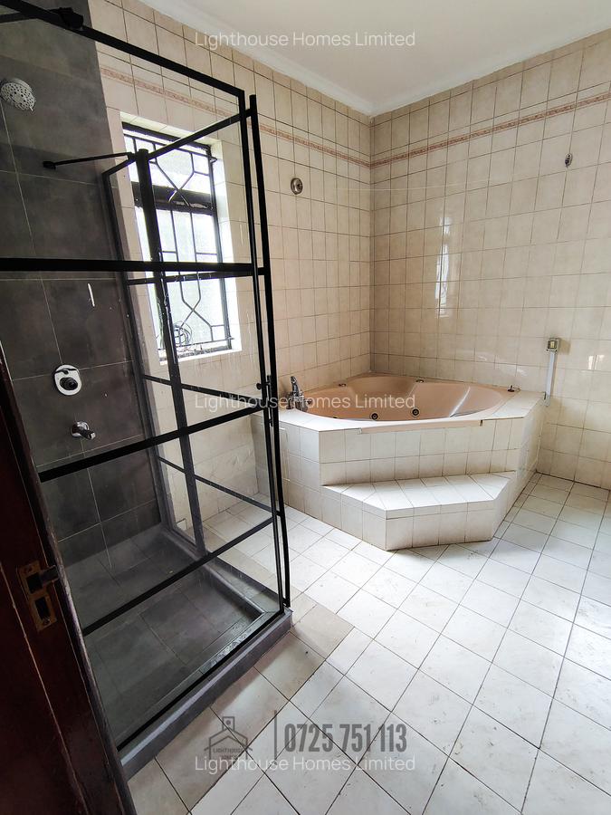 5 Bed Townhouse with Staff Quarters at Riverside Drive - 11