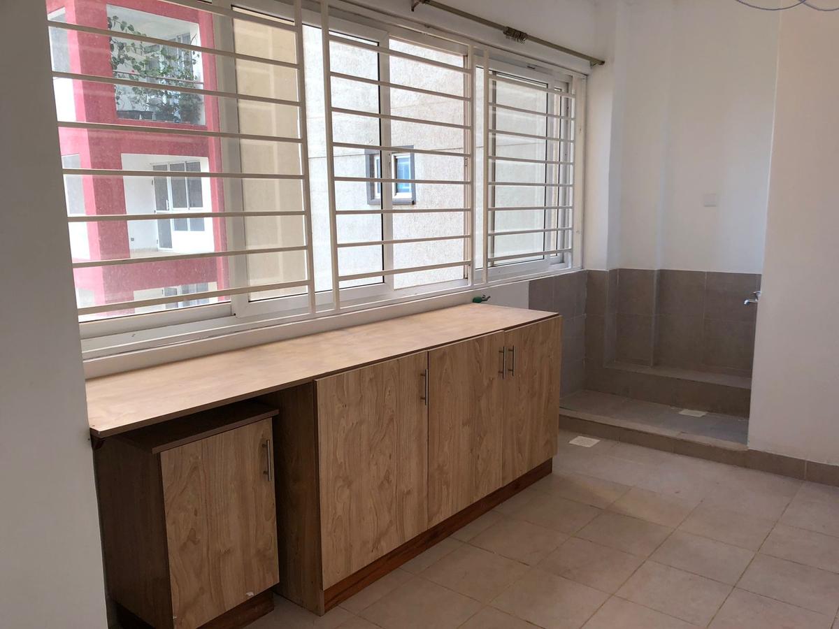 4 Bed Apartment with En Suite at General Mathenge - 2