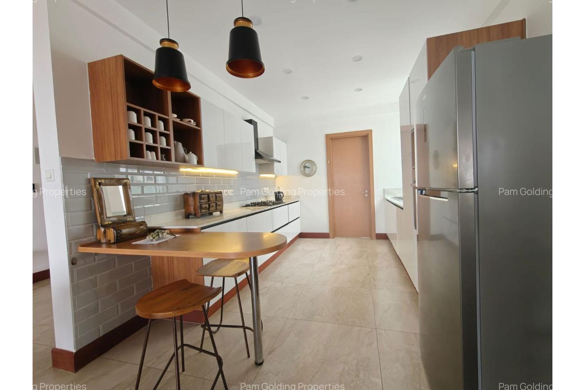 Furnished 3 Bed Apartment with En Suite in Parklands - 10