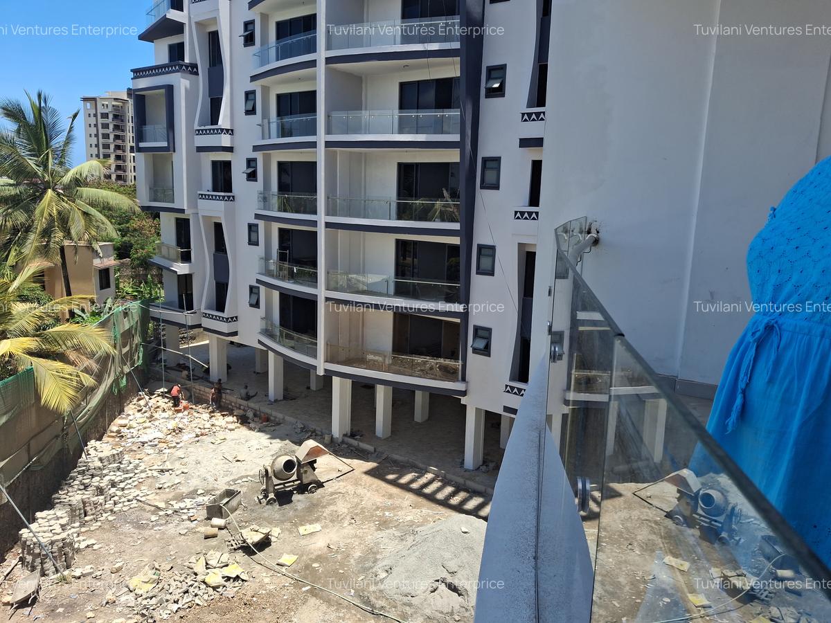 Serviced 3 Bed Apartment with En Suite at Nyali Mombasa - 4