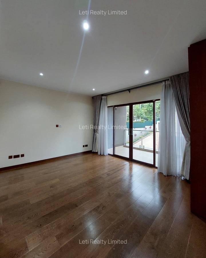 5 Bed Townhouse with En Suite in Lavington - 15