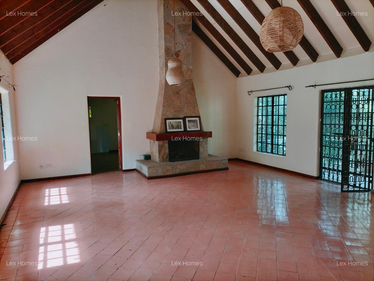 3 Bed House with En Suite at Mayor Road - 1