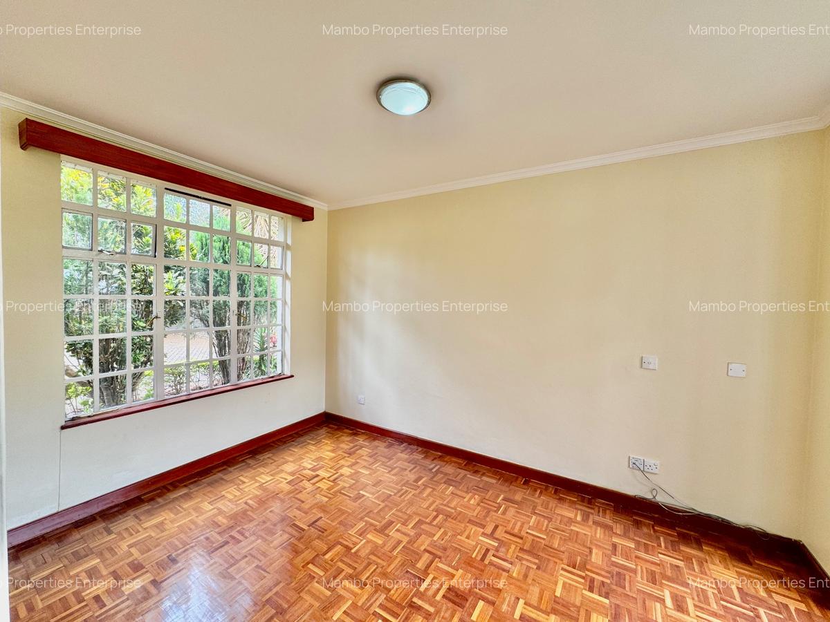 4 Bed Townhouse with En Suite at Off Red Hill Rd - 13
