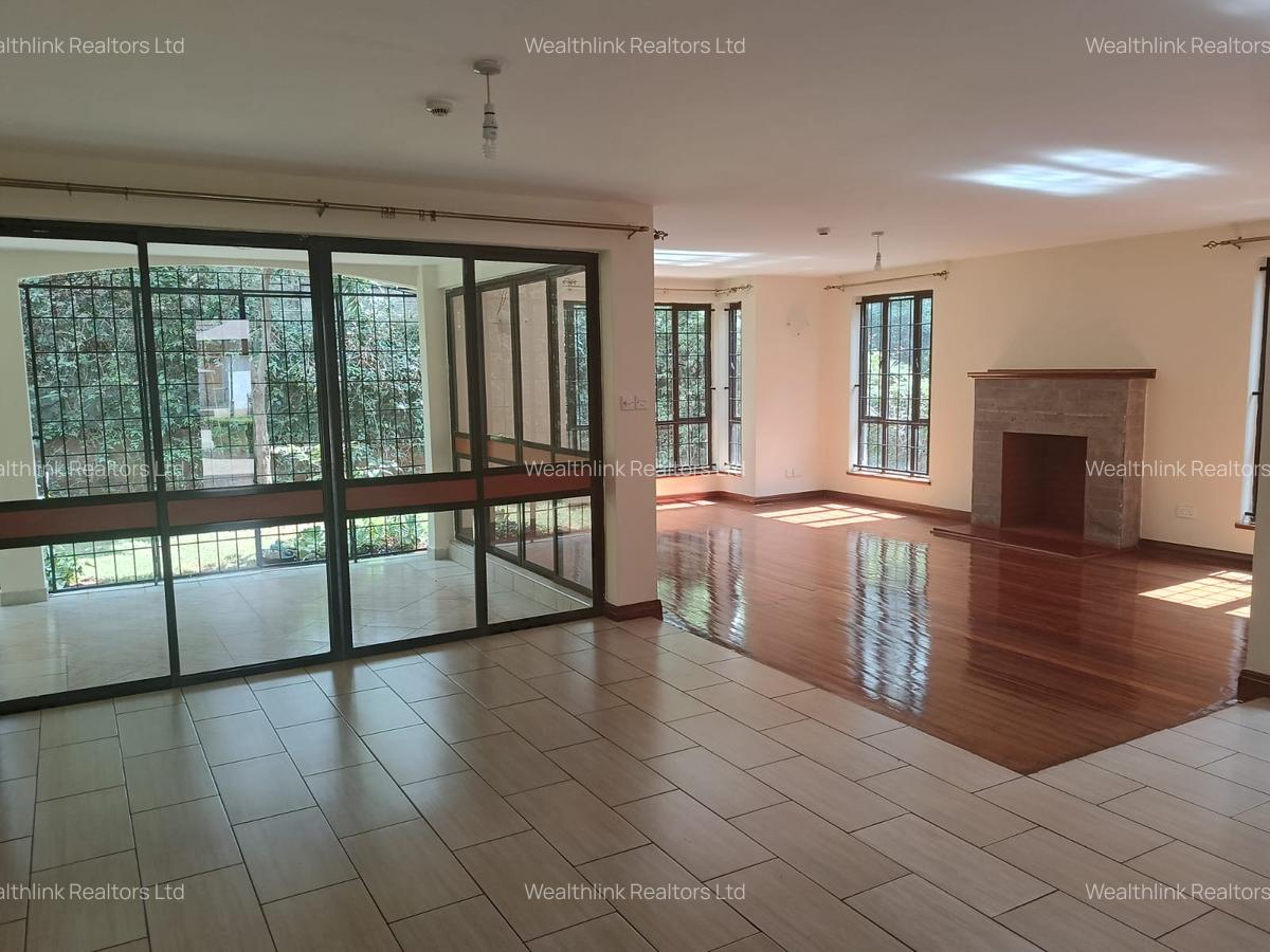 4 Bed Townhouse with En Suite at Runda - 2