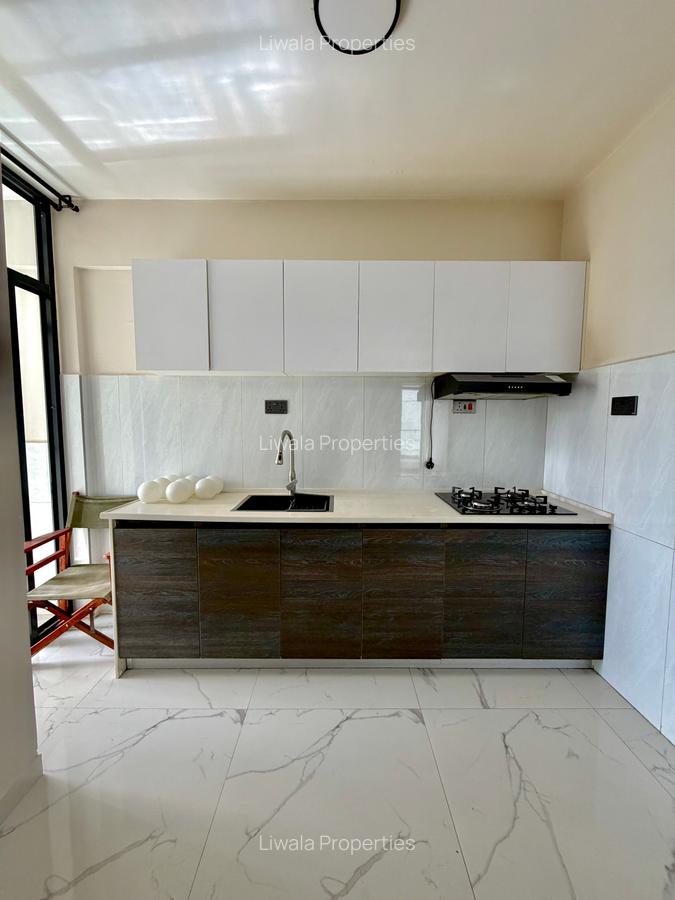 2 Bed Apartment with En Suite in Kilimani - 4