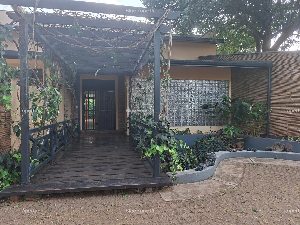 4 Bed House with En Suite at Off Benin Dr - 20