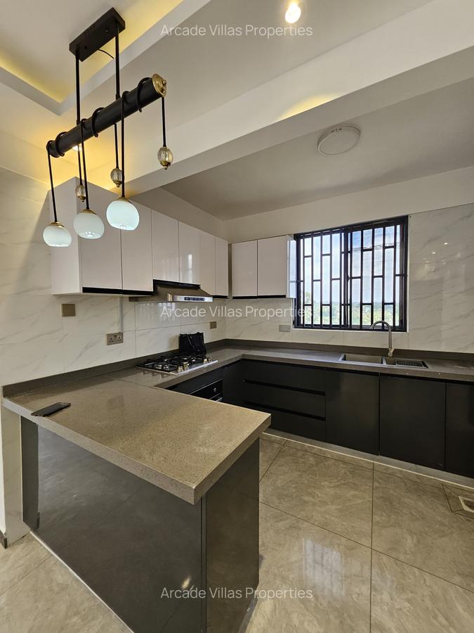 2 Bed Apartment with Gym in Kileleshwa - 4