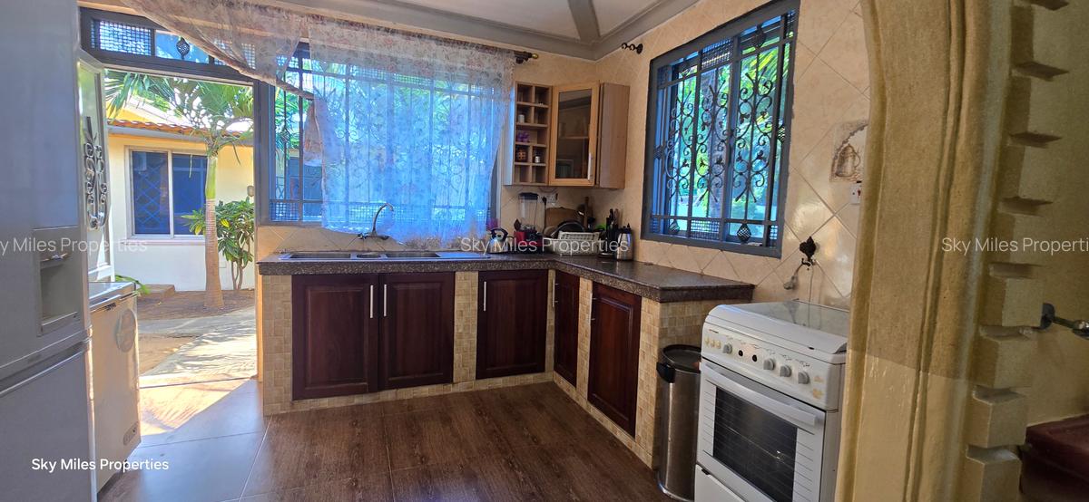 3 Bed House with En Suite at Mtwapa - 19