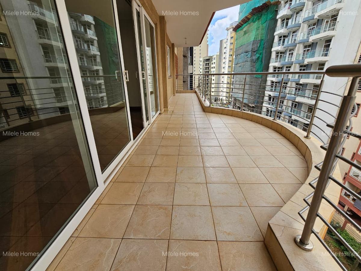 Serviced 3 Bed Apartment with En Suite in Parklands - 3