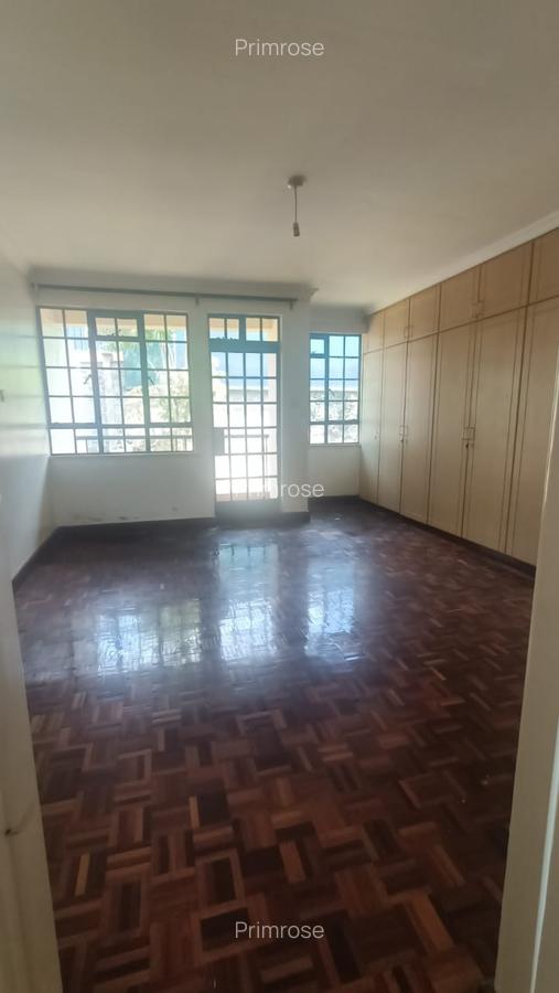 4 Bed Townhouse with Staff Quarters in Loresho - 8