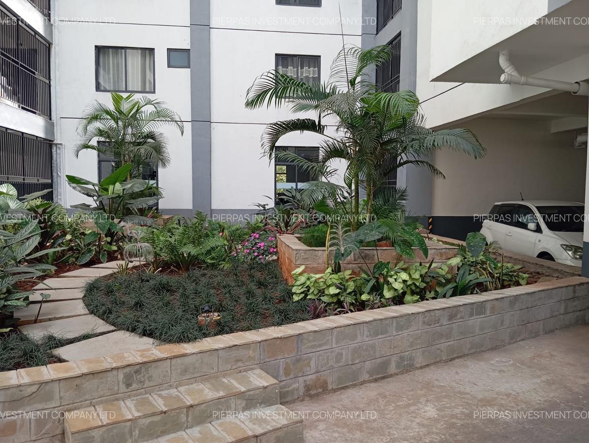 Serviced 3 Bed Apartment with En Suite in Riverside - 19