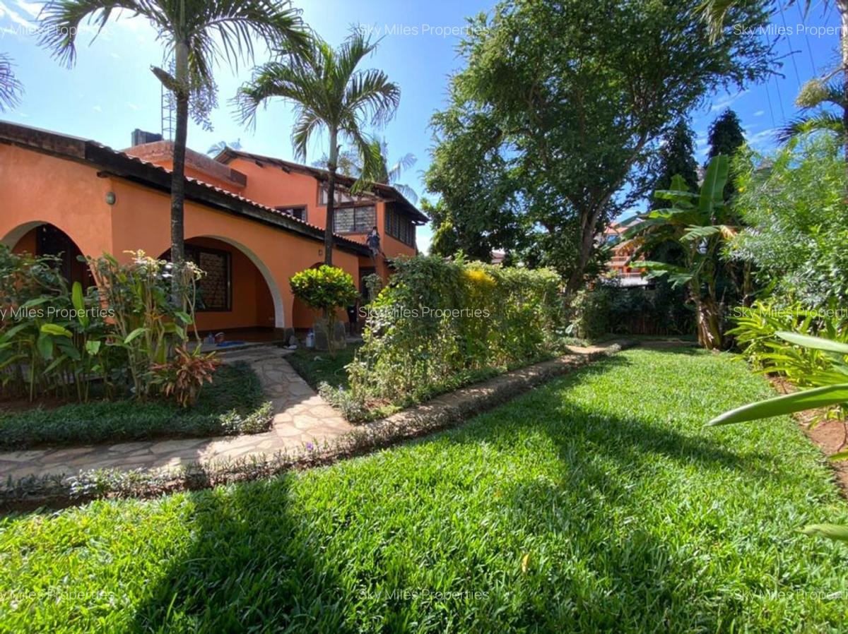 6 Bed Villa with En Suite at Posta Mtwapa - 3