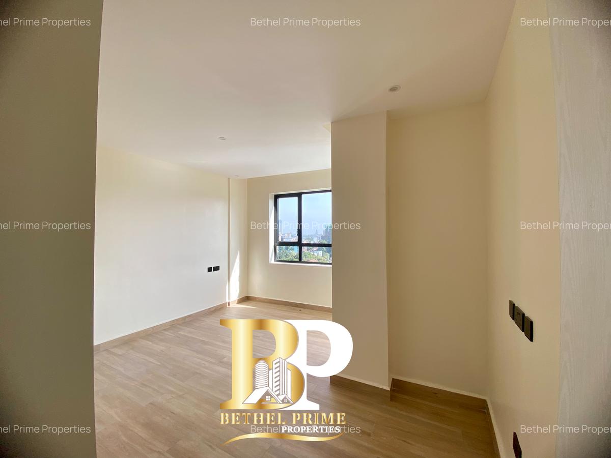 4 Bed Apartment with En Suite in General Mathenge - 15