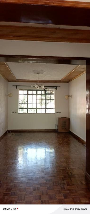 5 Bed Townhouse with En Suite in Lavington - 12