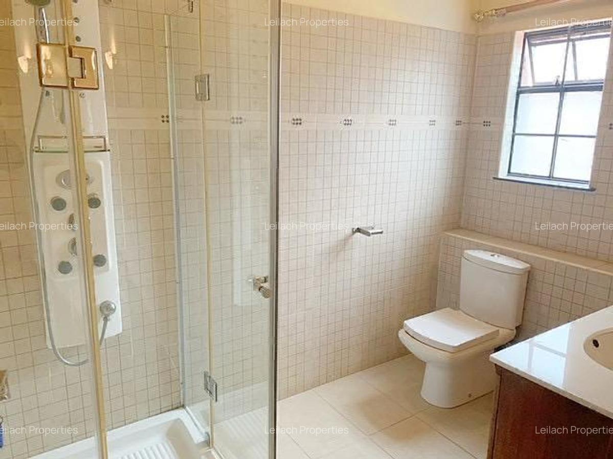 5 Bed Townhouse with En Suite in Kileleshwa - 14