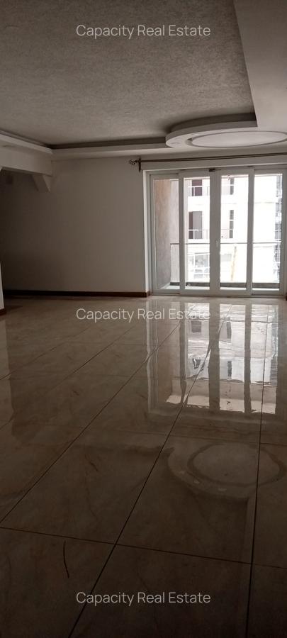 4 Bed Apartment with En Suite in General Mathenge - 11