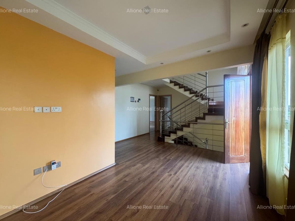 4 Bed Townhouse with Staff Quarters at Near Un Headquarters - 11