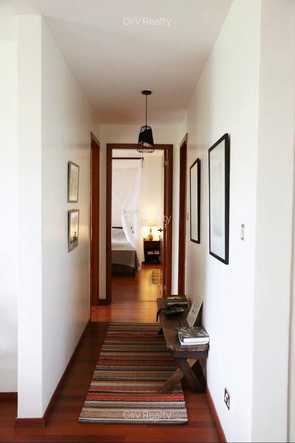 Serviced 3 Bed Apartment with Swimming Pool in Muthaiga - 9