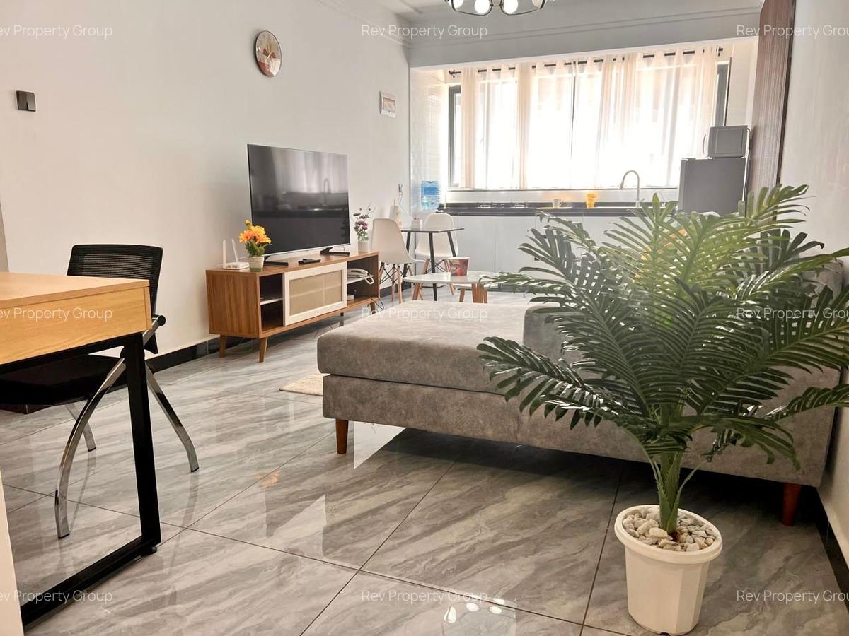 Serviced 1 Bed Apartment with En Suite in Kilimani - 2