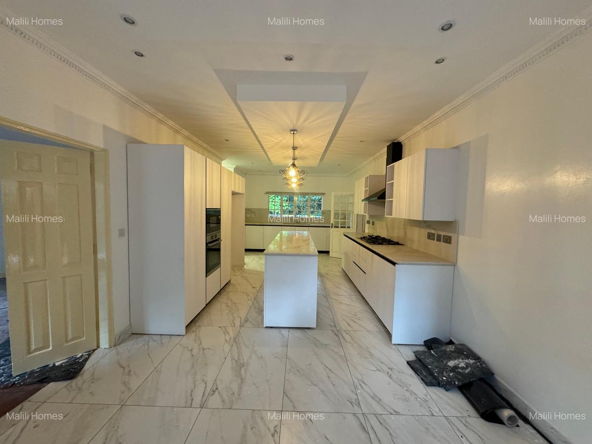 4 Bed House in Lavington - 3