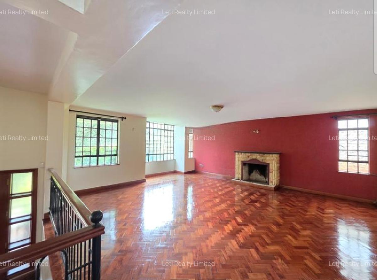 4 Bed Townhouse with En Suite in Riverside - 3