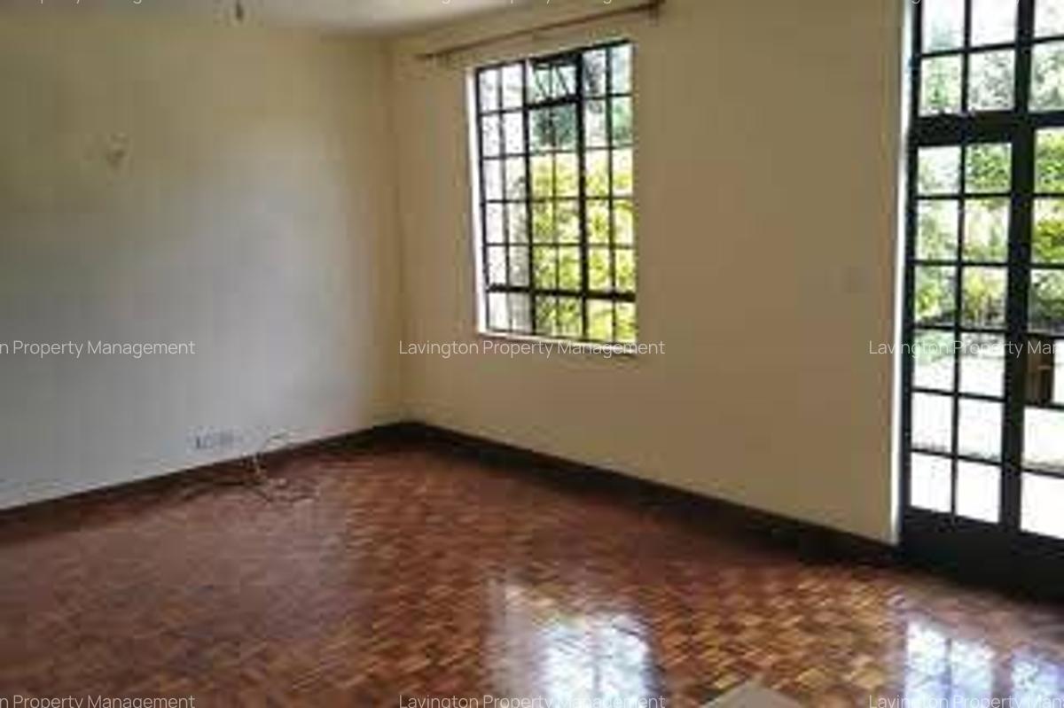 4 Bed Townhouse with En Suite at Loresho - 20