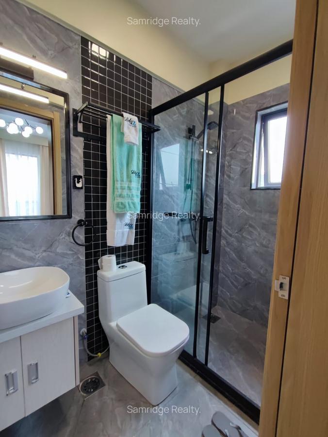 Serviced 1 Bed Apartment with En Suite at Wood Avenue - 2