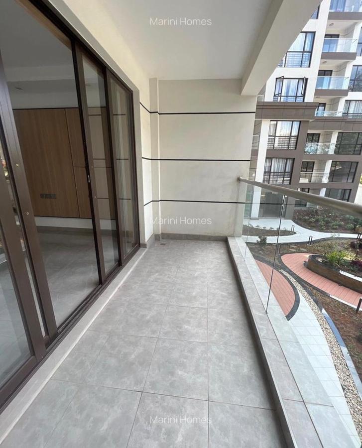 3 Bed Apartment with En Suite in Riverside - 17