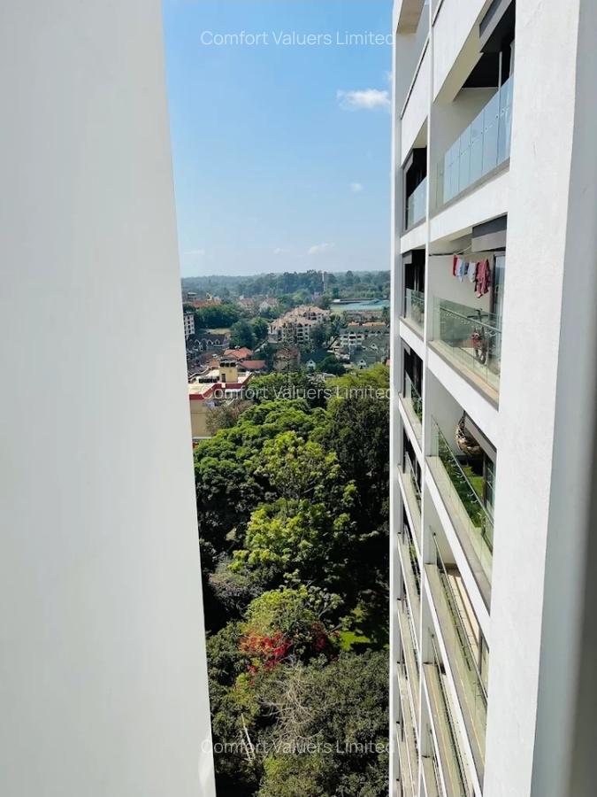 1 Bed Apartment with En Suite at Lavington - 5