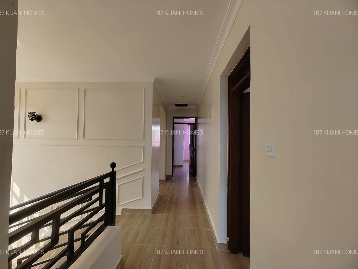 4 Bed House with En Suite at Nairobi - 11