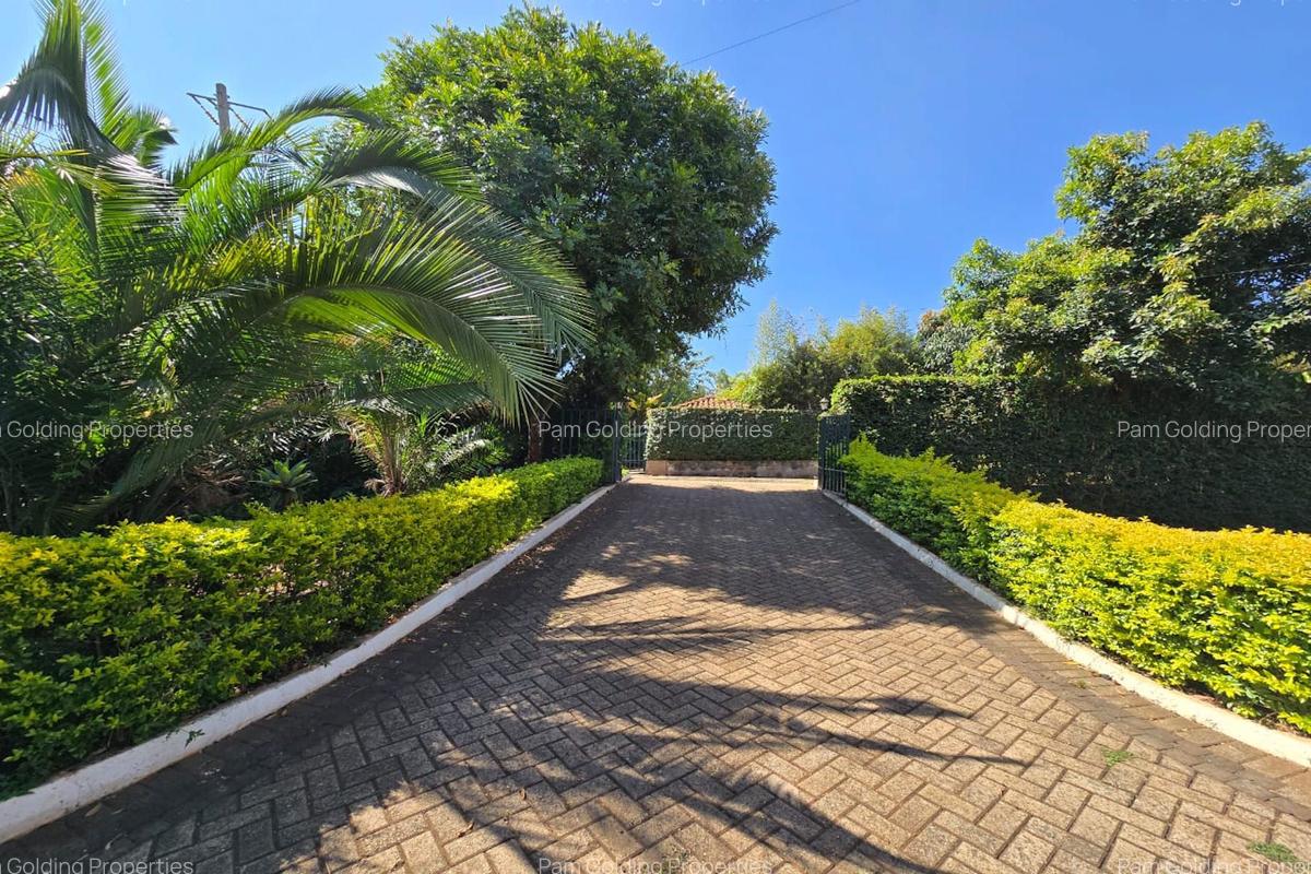 5 Bed House in Runda - 2