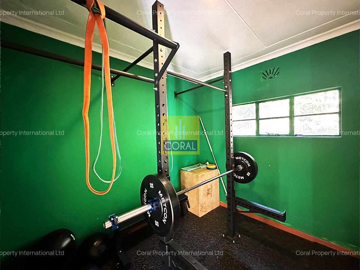 Office with Parking in Lavington - 14