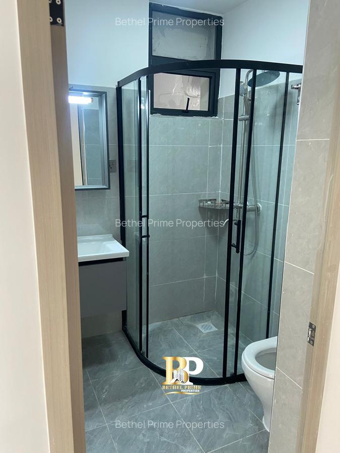 1 Bed Apartment with Lift in Kilimani - 5