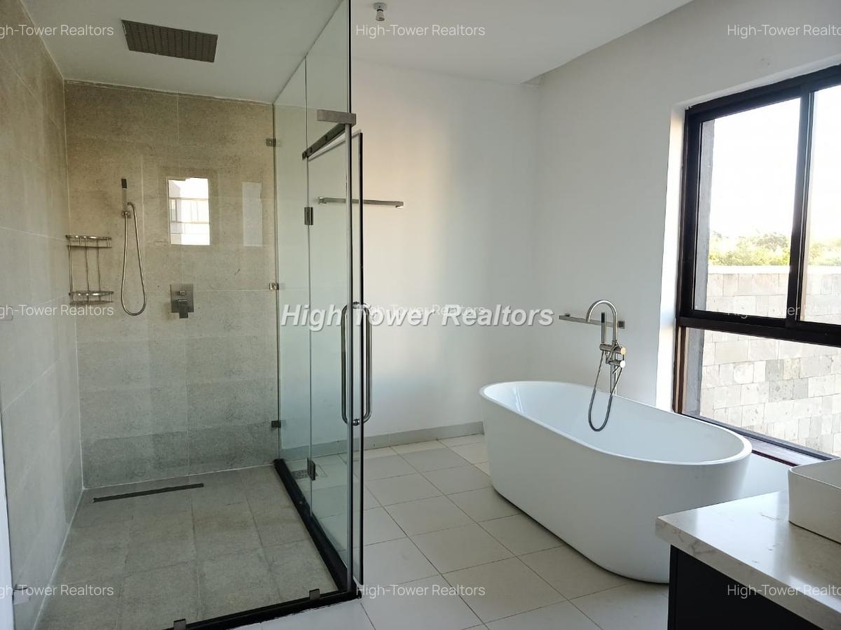 5 Bed Villa with En Suite in Karen - 16