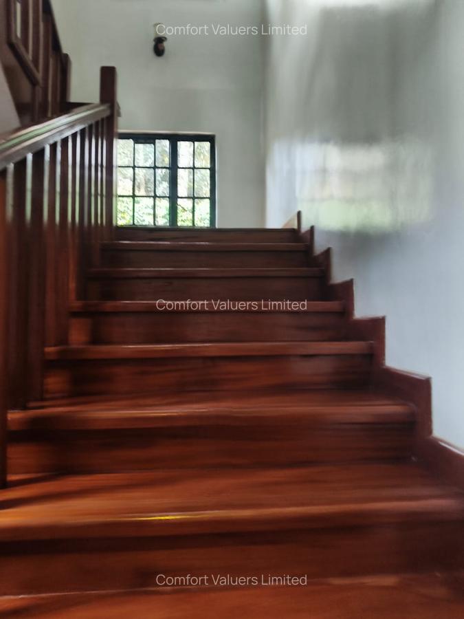 5 Bed House with En Suite at Hurlingham Near Mosque - 14