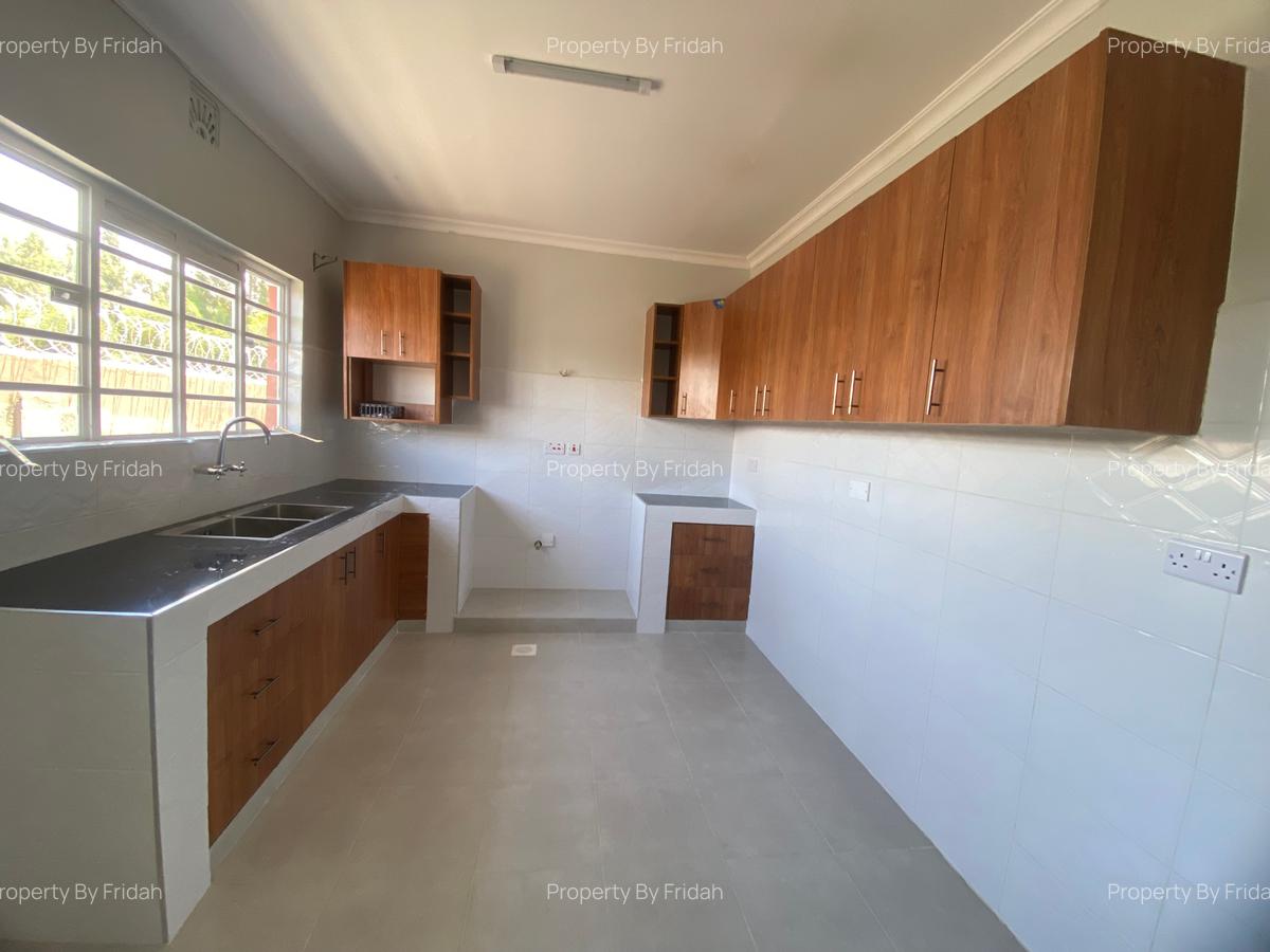 4 Bed House with En Suite in Kitengela - 7