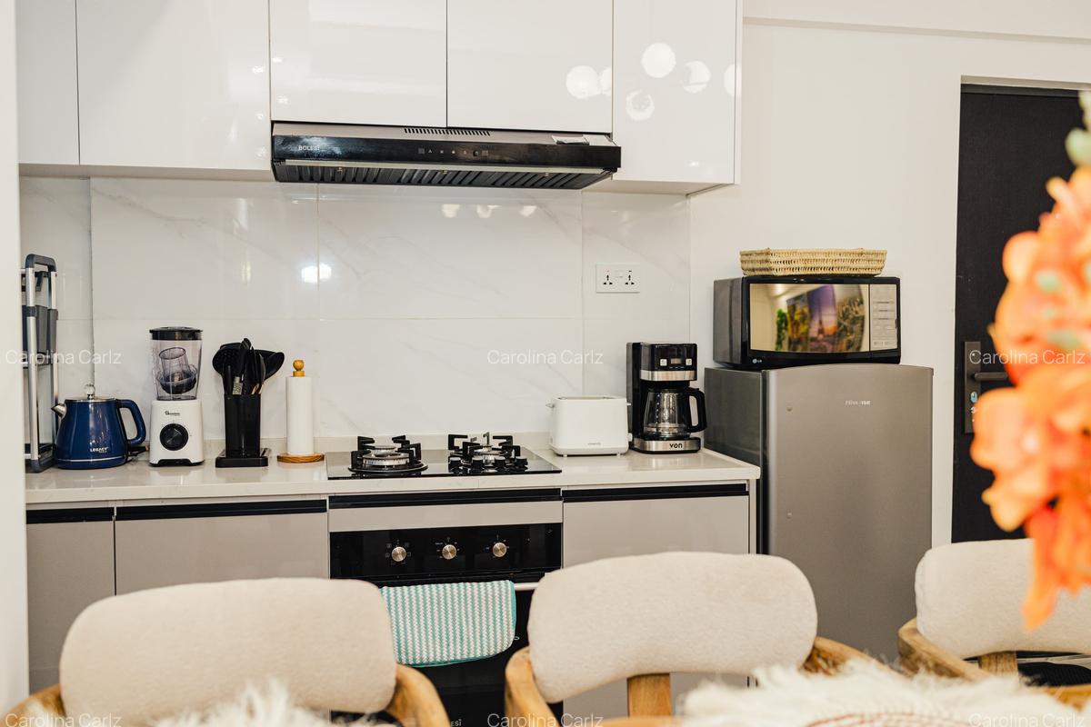 Serviced 2 Bed Apartment with En Suite at Sports Rd - 12