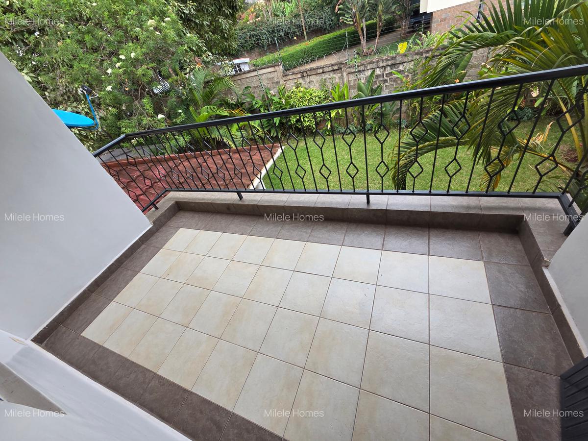 5 Bed Townhouse with En Suite in Kitisuru - 13