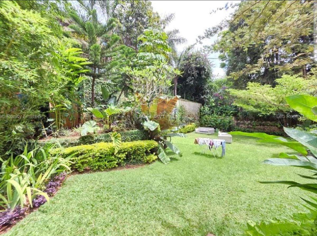 4 Bed Townhouse with En Suite in Lavington - 2