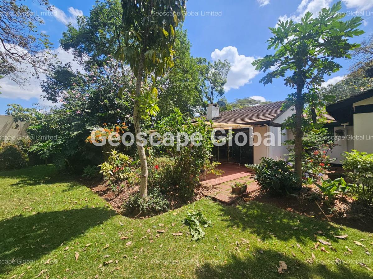 4 Bed House with En Suite in Loresho - 10