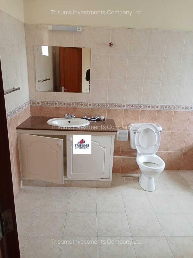 4 Bed Apartment with En Suite at Rhapta Road - 14