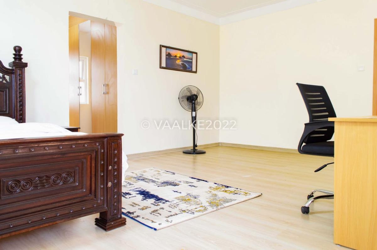 Furnished 3 Bed Apartment with En Suite in Westlands Area - 7